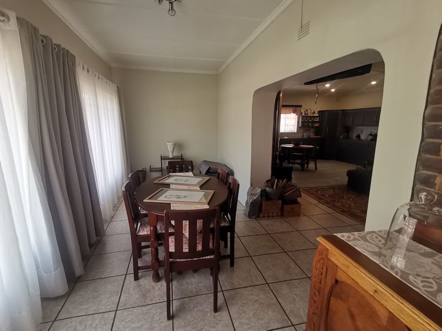5 Bedroom Property for Sale in Senekal Free State